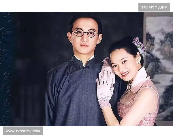 伊能静归乡探亲,老家裸砖墙与破裂瓷砖勾起岁月回忆 伊能静归乡探亲,老家裸砖墙与破裂瓷砖勾起岁月回忆